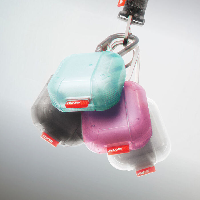 SKINARMA 日本東京 Mecha CE 未來元素耳機保護套 (附掛鉤) AirPods 第4代