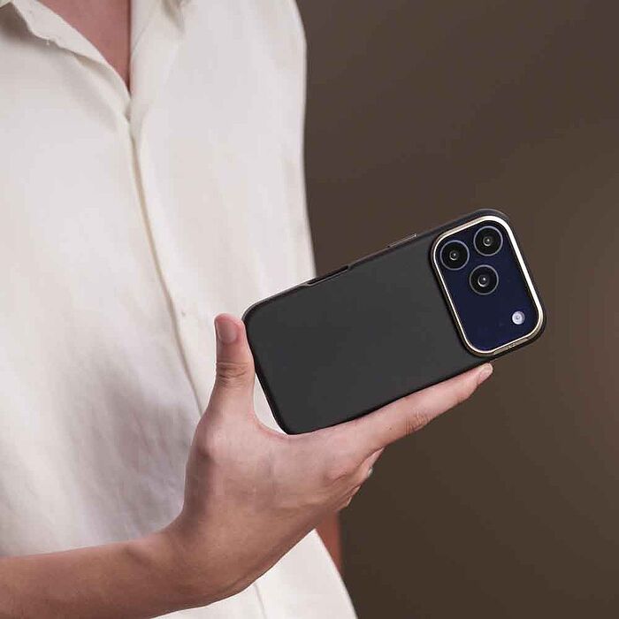 UNIQ  iPhone 17系列 Lyden Magclick 耐刮皮革磁吸保護殼