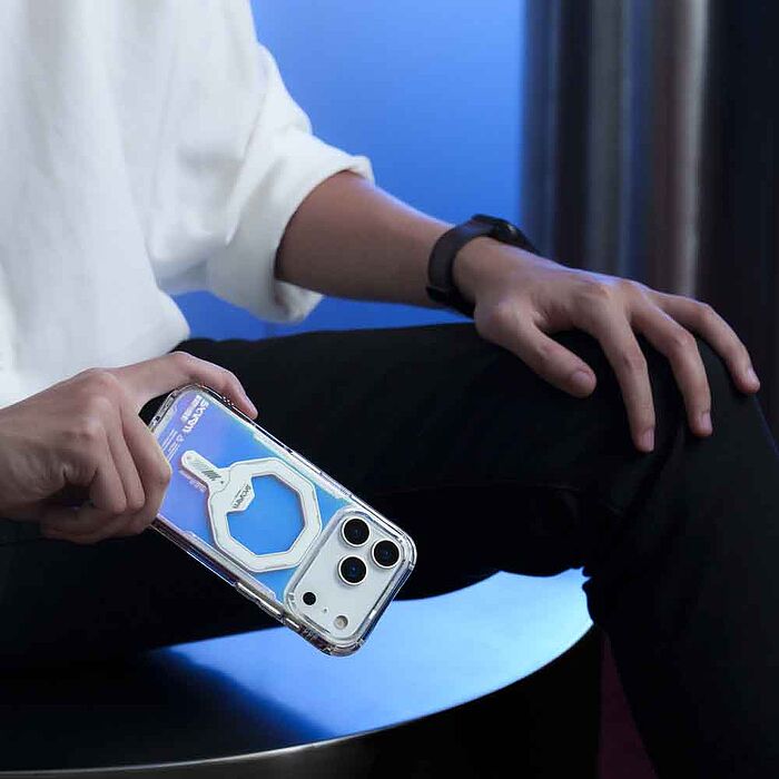 SKINARMA 日本東京 Myst 虹彩漸層磁吸防摔手機殼 附掛繩環 iPhone 17 Pro / Pro Max