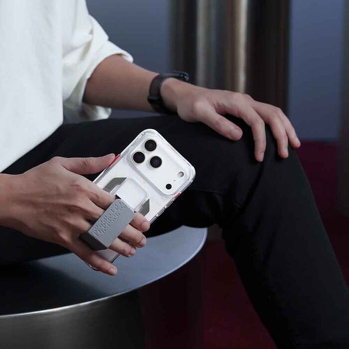 SKINARMA 日本東京 Haxa 黑色巨牆磁吸支架防摔手機殼 iPhone 17 Pro / Pro Max