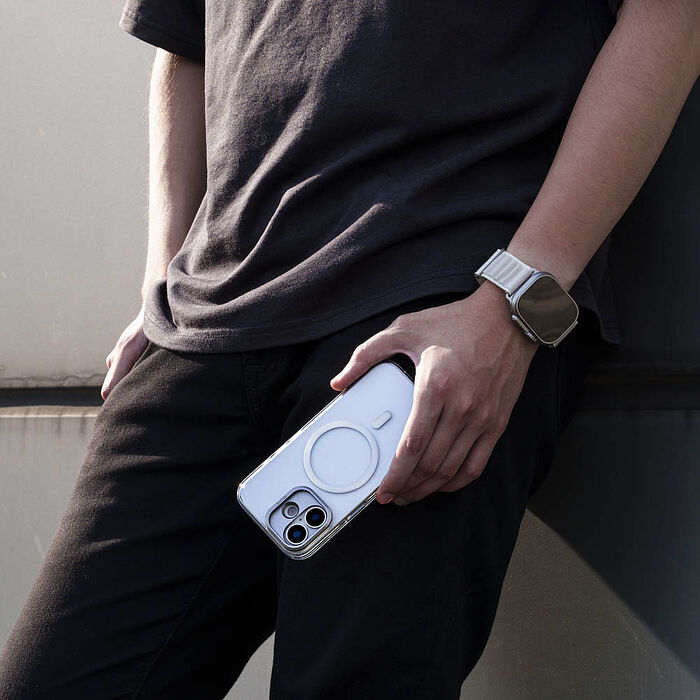 solide 索力得 CRYST 晶透抗黃支架保護殼 iPhone 17 系列