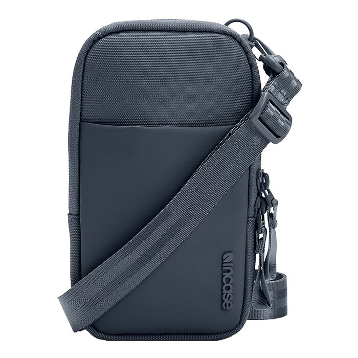 Incase A.R.C. Small Crossbody Bag PU防水塗層 斜背 / 肩背小包 (兩色)