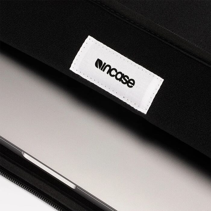 Incase Classic Universal Sleeve 經典筆電保護內袋 (黑)