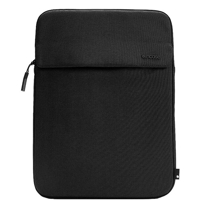 Incase Crosstown Sleeve 城市漫遊系列 直式筆電保護內袋 (黑)