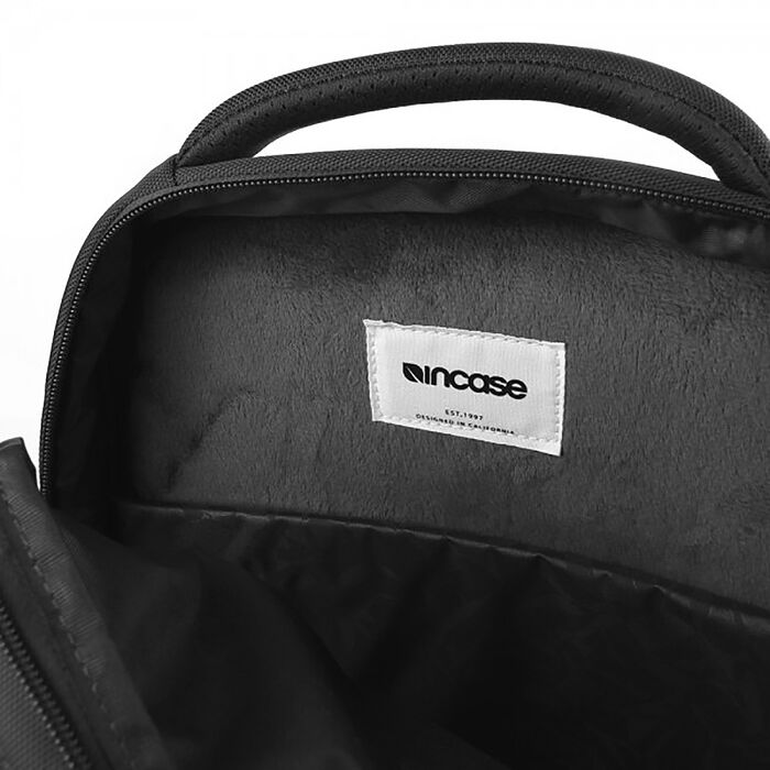 Incase ICON Lite BackPack 16吋 超輕量筆電後背包 (黑)