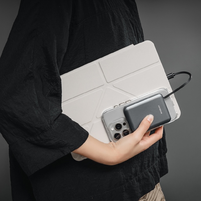 MAGEASY MagPower 二合一磁吸行動電源 10000mAh (USB-C 快充)