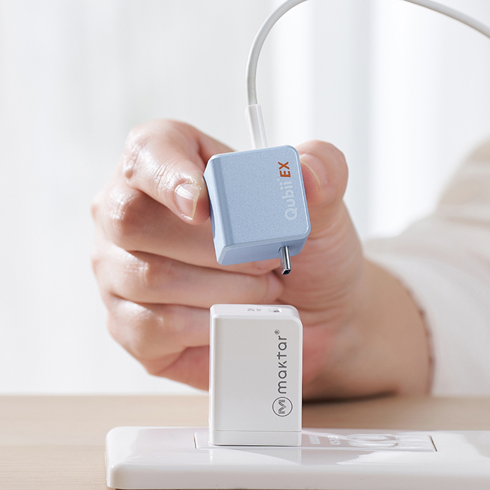 Maktar QubiiEX USB-C 極速備份豆腐 256G