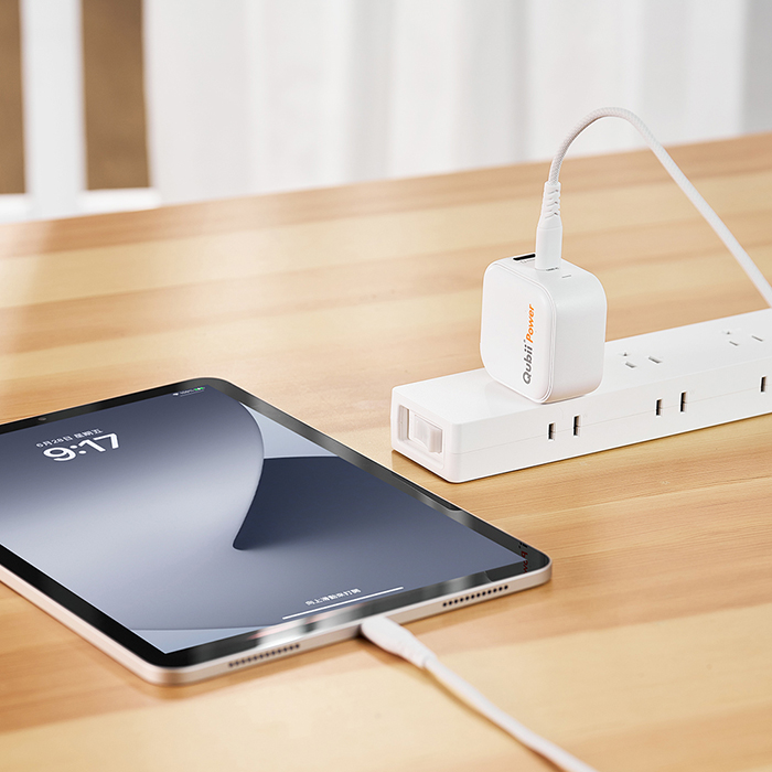 Maktar Qubii Power 超能備份 充電自動備份 手機備份 無記憶卡