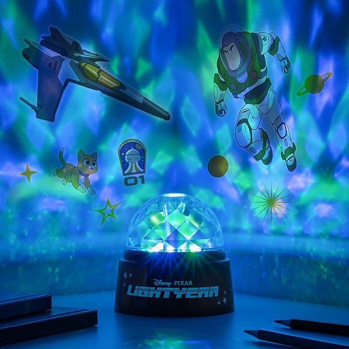Paladone UK  Disney 迪士尼 巴斯光年 星空投影燈＋壁貼套組